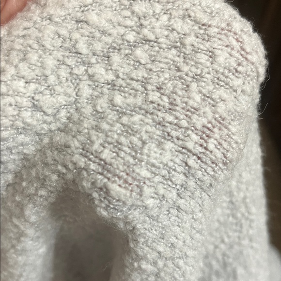 Oversized Gray Sweater - Picture 11 of 12